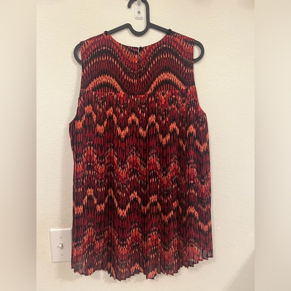 Bundle💕Cache Top & Express Super High Waisted Faux Leather Leggings - Picture 7 of 17